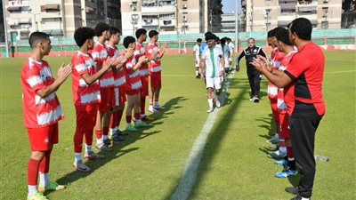 روح رياضية.. بلدية المحلة يكرم ناشئي المصري بممر شرفي بعد التتويج بالدوري| صور 