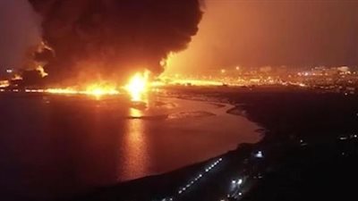 غارات إسرائيلية على ميناء الحديدة في اليمن