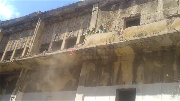 إزالة أجزاء من مبنى