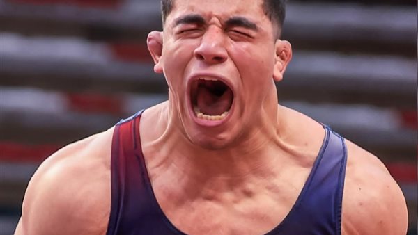 الطالب الفائز 