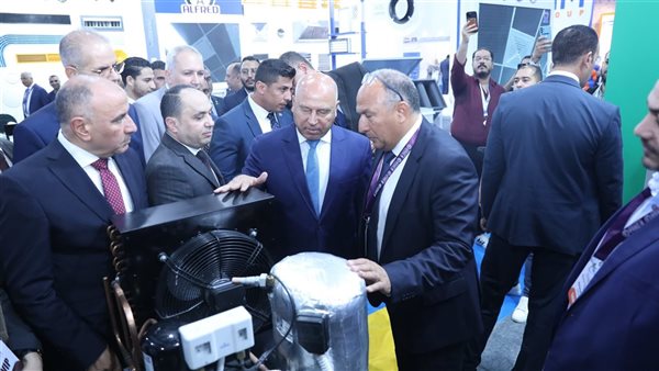 خلال الافتتاح