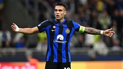 مارتينيز يقود تشكيل إنتر ميلان لمواجهة برشلونة في إياب نصف نهائي دوري الأبطال