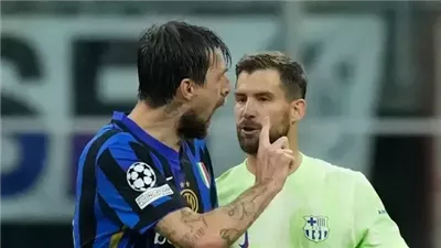 إنيجو مارتينيز يكشف حقيقة بصقه على لاعب إنتر خلال مباراة برشلونة بدوري الأبطال