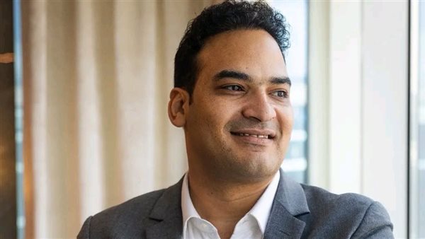 أمير هلالي صاحب معرض