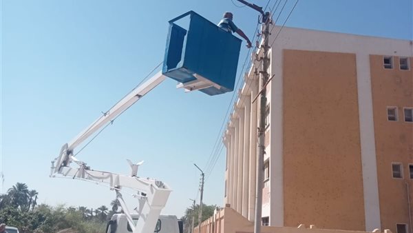 انارة الطريق