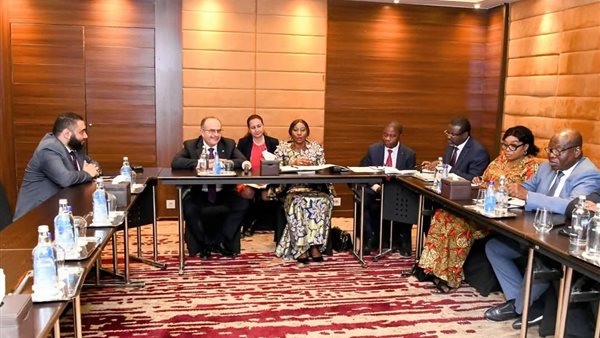 خلال اللقاء