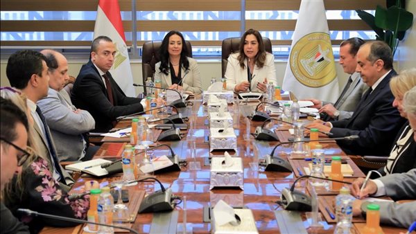 وزيرتا التضامن والتنمية