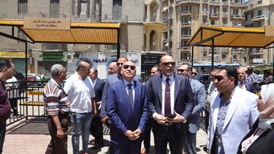 إنشاء أماكن انتظار مخصصة لعمال التراحيل بالقاهرة | صور