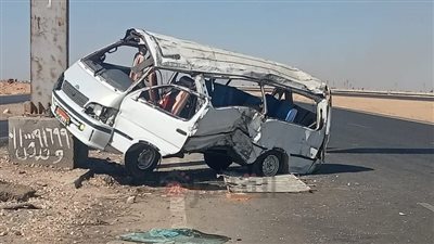 إصابة 9 أشخاص إثر اصطدام سيارة ميكروباص برصيف في الفيوم
