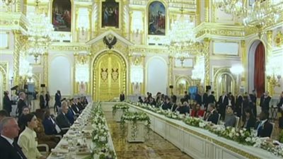 السيسي يشارك في حفل عشاء بالكرملين مع القادة المشاركين في الاحتفالات بالذكرى الثمانين لعيد النصر