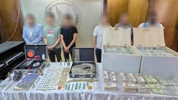 المتهمين والمضبوطات