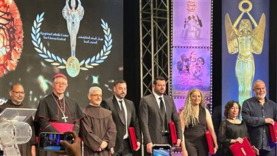 تكريم عمرو يوسف وطارق العريان ودينا فؤاد من مهرجان المركز الكاثوليكي في دورته الـ73