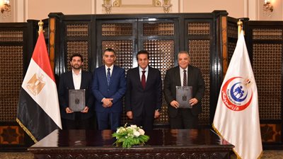 وزير الصحة يشهد توقيع بروتوكول تعاون بين هيئة الشراء الموحد ومعهد جوستاف روسي