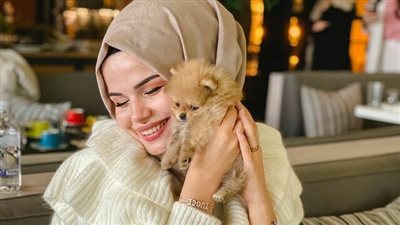 حمليها حالا| صور بنات طبيعية.. بوسترات واقعية أقرب للحقيقة