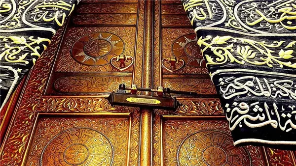 ما هي قصة سورة النساء