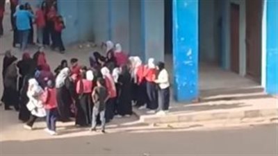 سقوط طالبة إعدادية من أعلى مدرسة في بشتيل بالجيزة.. والتعليم تشكل لجنة تحقيق طارئة