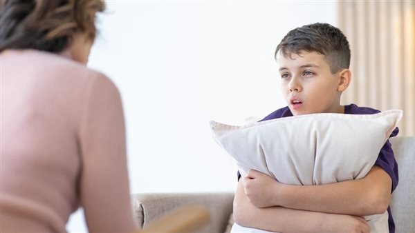 تعليم الطفل عدم لمس