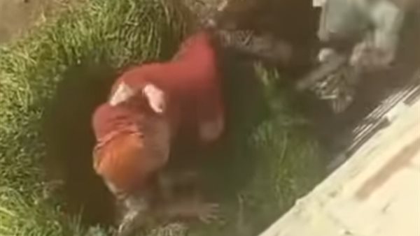 جانب من الفيديو 