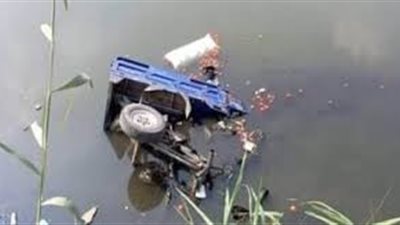 كانوا طالعين على أكل عيشهم.. مصرع وإصابة 3 أشخاص إثر انقلاب تروسيكل في ترعة بسوهاج