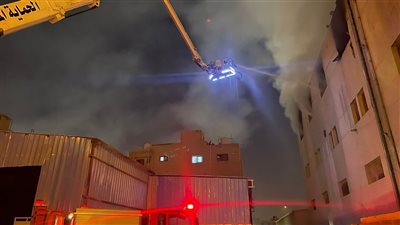 حريق يلتهم مصنع أثاث في القطامية.. والحماية المدنية تُسيطر على النيران دون إصابات