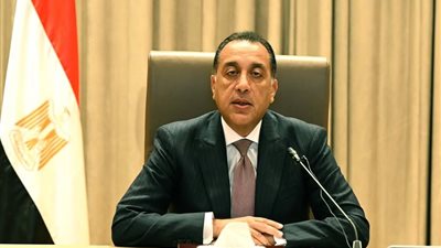 رئيس الوزراء يعقد اجتماعا مع اللجنة الاستشارية لتنمية الصادرات