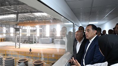 باستثمارات 60 مليون دولار.. رئيس الوزراء يفتتح توسعات شركة هيات إيجيبت للمنتجات الصحية 