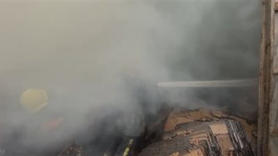 بسب ماس كهربائي.. اندلاع حريق في شقتين بالدقهلية