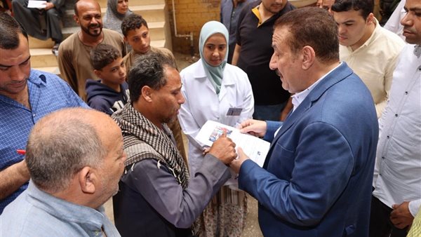 محافظ المنوفية خلال