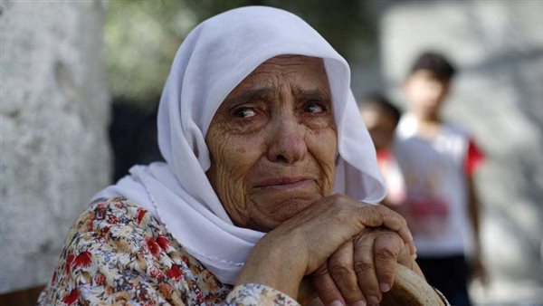 عجوز - تعبيرية