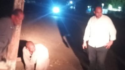 سقوط أسلاك كهربائية وأعمدة إنارة بالمنوفية بسبب الرياح الترابية| صور