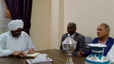 القنصل العام للسودان بأسوان يشكر الرئيس السيسي على جهوده في دعم الحكومة واللاجئين