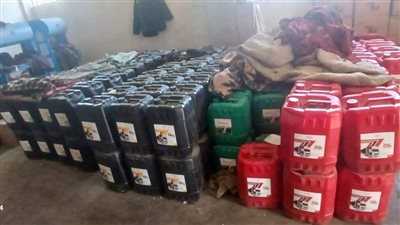 ضبط ربع طن زيوت مجهولة المصدر وتحرير 83 مخالفة تموينية بالأقصر