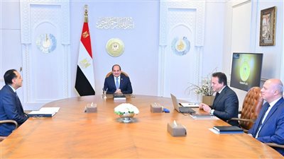 السيسي يوجه الحكومة بدراسة إمكانية إدراج الذكاء الاصطناعي كمادة إلزامية بالمناهج الدراسية