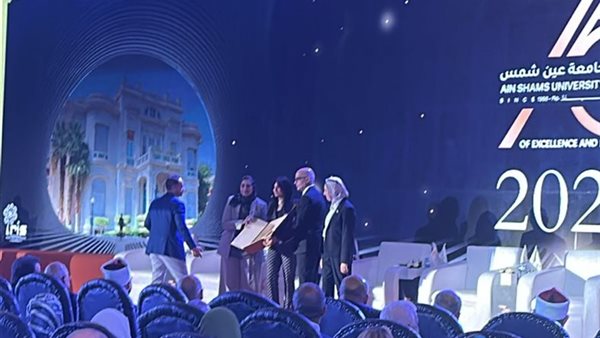 جانب من التكريم 