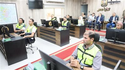 محافظ المنوفية يشهد محاكاة افتراضية لإدارة أزمة زلزال من مركز الشبكة الوطنية للطوارئ