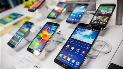 مصادر تكشف حقيقة إعفاء هاتف واحد من الرسوم الجمركية للعائدين من الخارج كل 3 سنوات