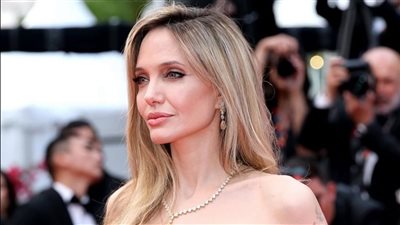 لا أتعرف على بلدي.. أنجلينا جولي تثير الجدل وسط أزمة حرية التعبير في أمريكا