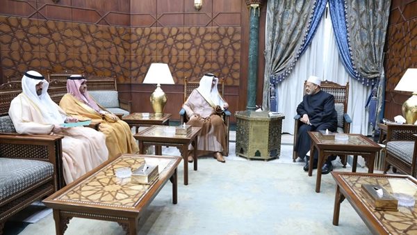 الدكتور أحمد الطيب