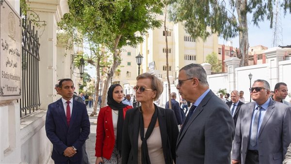 محافظ الإسكندرية