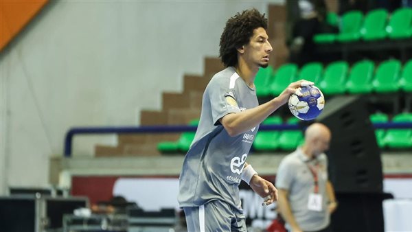 علي زين نجم الأهلي