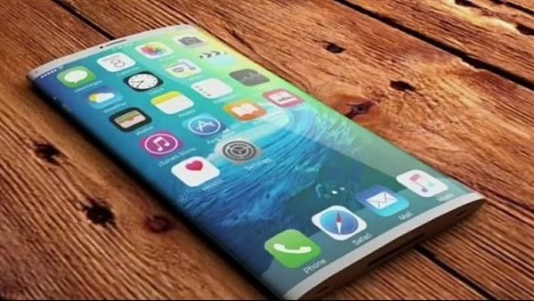  آيفون منحني