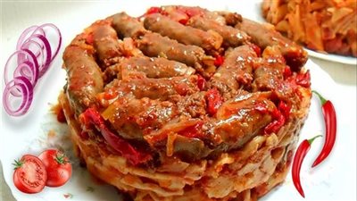 وصفة احترافية وغير مكلفة.. طريقة عمل مكرونة بالسجق في الفرن