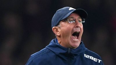 50 مليون جنيه و9 مساعدين.. القاهرة 24 يكشف مطالب توني بوليس لتولي منصب المدير الرياضي بالزمالك