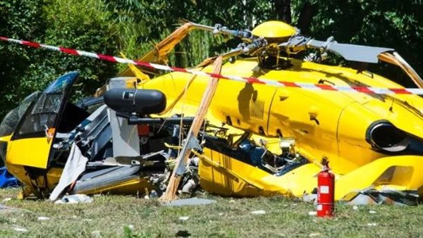 مروحية محطمة 