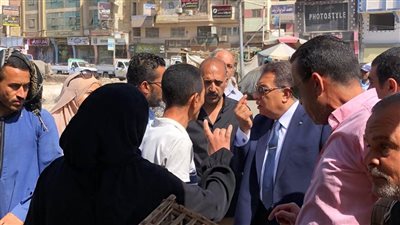 محافظ الدقهلية يوجه برفع الإشغالات أمام السوق المطور بطلخا وتحسين مستوى النظافة بالشوارع