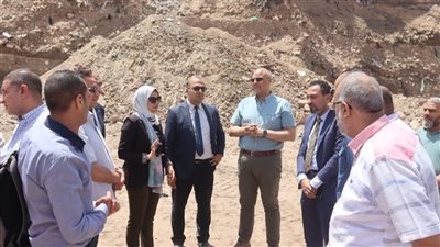 محافظ القليوبية يشهد حملة مكبرة لإزالة تراكمات ضخمة أسفل محور الفريق العصار.. ويوجه بتحويلها لمشروعات خدمية حيوية