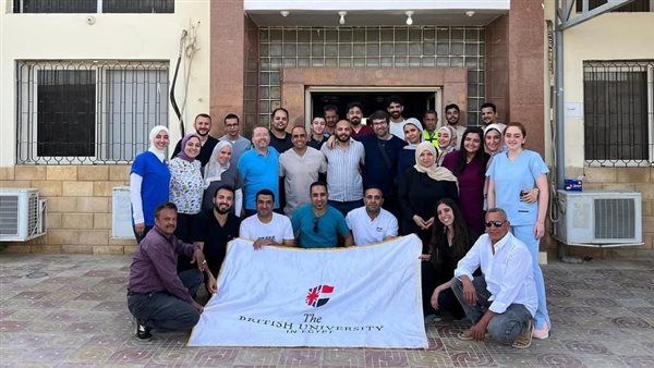 جانب من القافلة الطبية