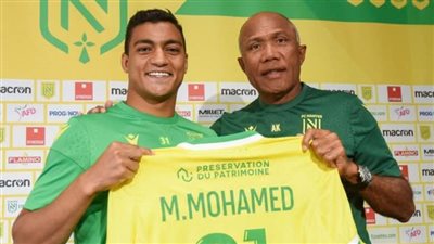 مدرب مصطفى محمد.. نانت الفرنسي يعلن رحيل أنطوان كومباريه