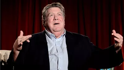 بعد مسيرة حافلة.. هذا ما جمعه جورج ويندت نجم Cheers قبل وفاته