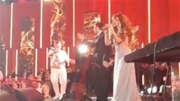 ميريام فارس تحيي